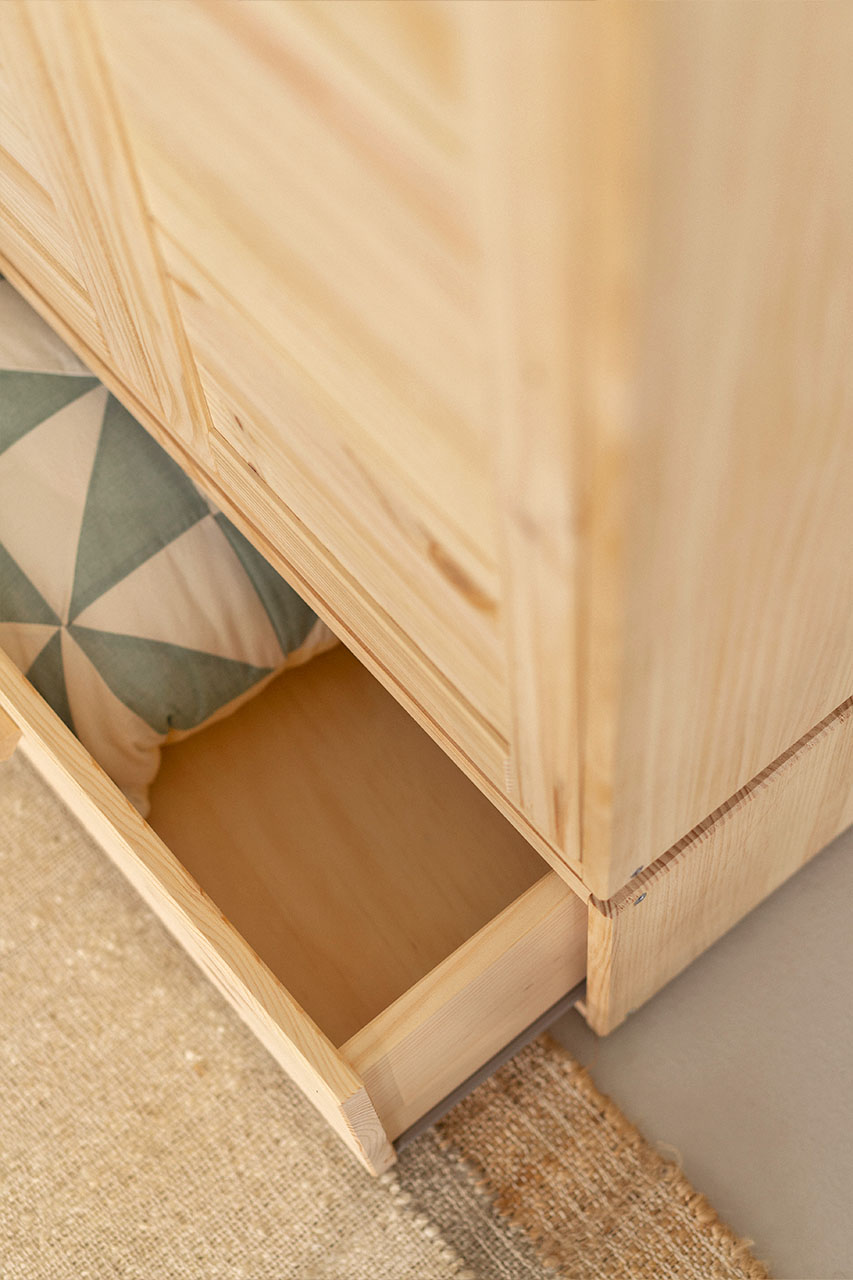 Imagen de ambiente 5 para:Armario bajo con caj&oacute;n de almacenaje 